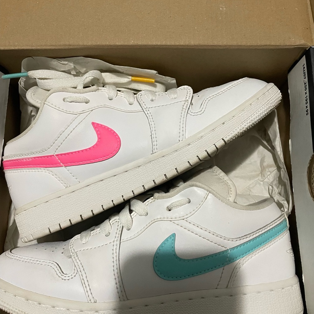 Retro 1 nike used few